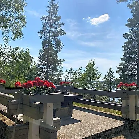 Meri-ruukin Lomakylae