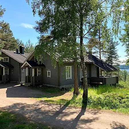 Meri-ruukin Lomakylae Hotel *