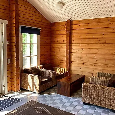 Hotel Meri-ruukin Lomakylae *