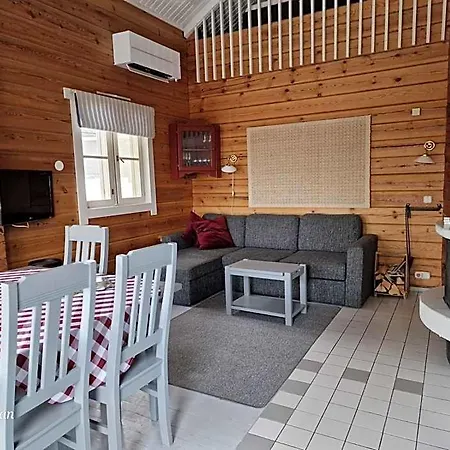 Hotel Meri-ruukin Lomakylae *