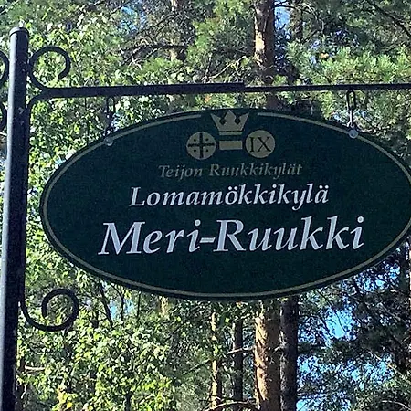 Meri-ruukin Lomakylae